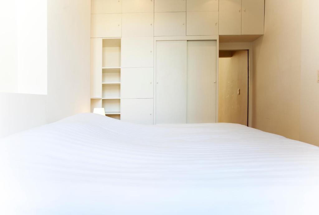 Louise Uptown Apartments Брюссель Номер фото